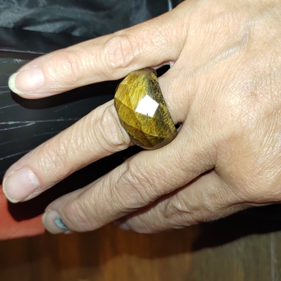 Solid Tigers Eye Ring - Picture 5 of 8